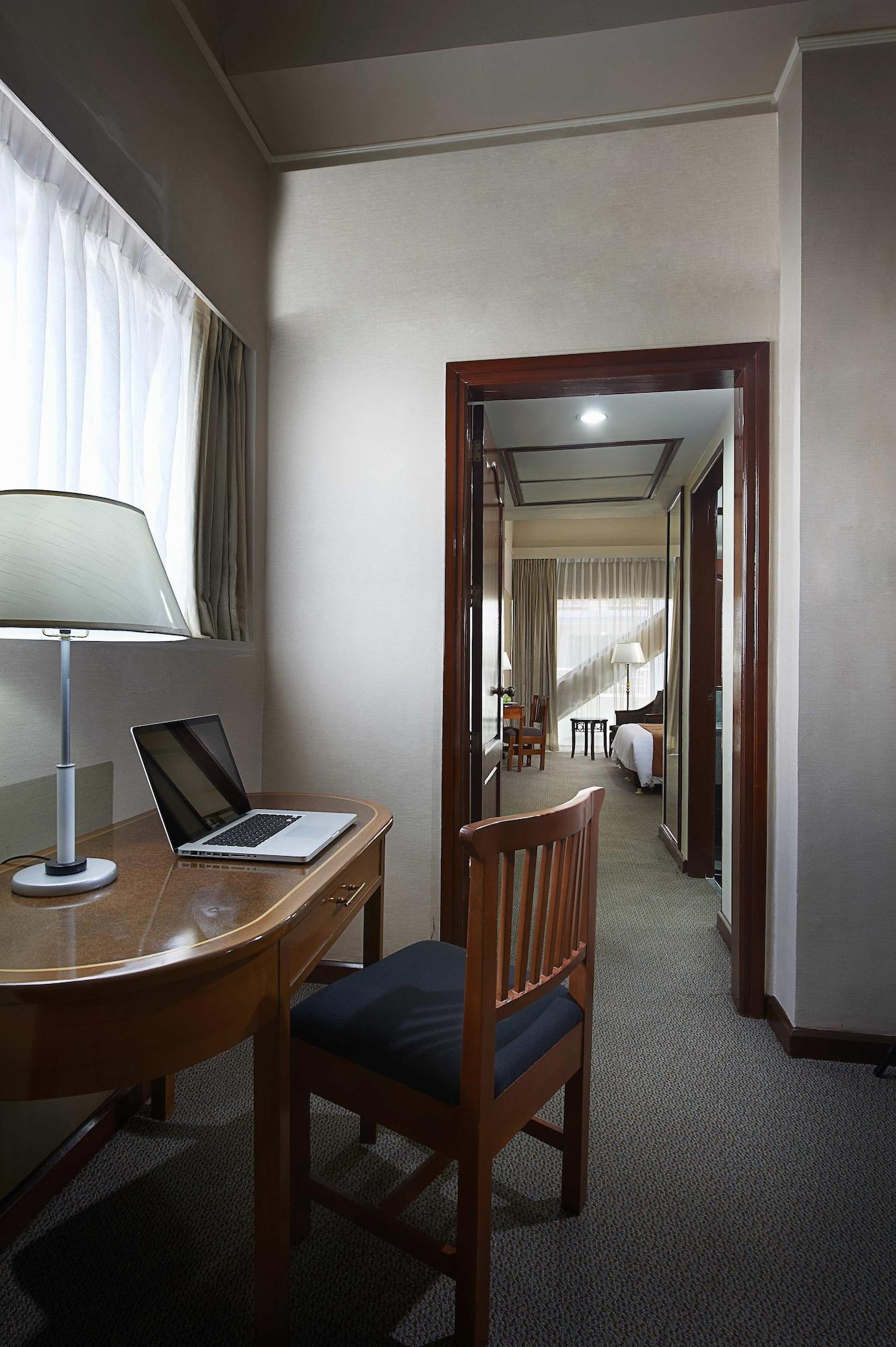Berjaya Makati Hotel-Certified Multi-Use&Halal Makati City Bagian luar foto