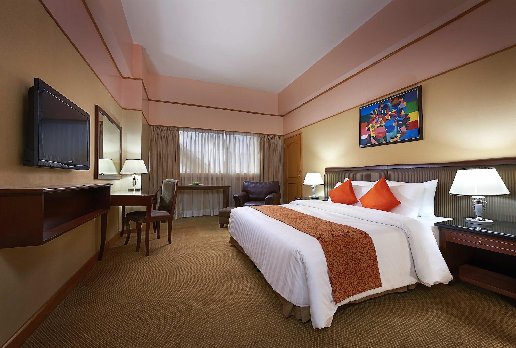 Berjaya Makati Hotel-Certified Multi-Use&Halal Makati City Bagian luar foto