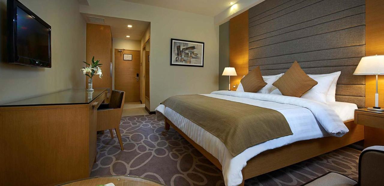 Berjaya Makati Hotel-Certified Multi-Use&Halal Makati City Bagian luar foto
